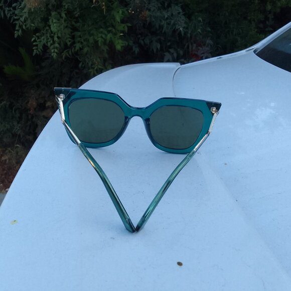 Your best offer? Bundle special-OLYMPICS&1 fashion sunglasses, brand new